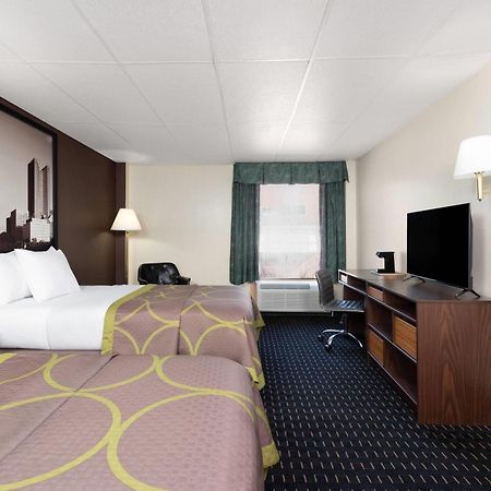 Super 8 By Wyndham Columbus Hotel Ngoại thất bức ảnh