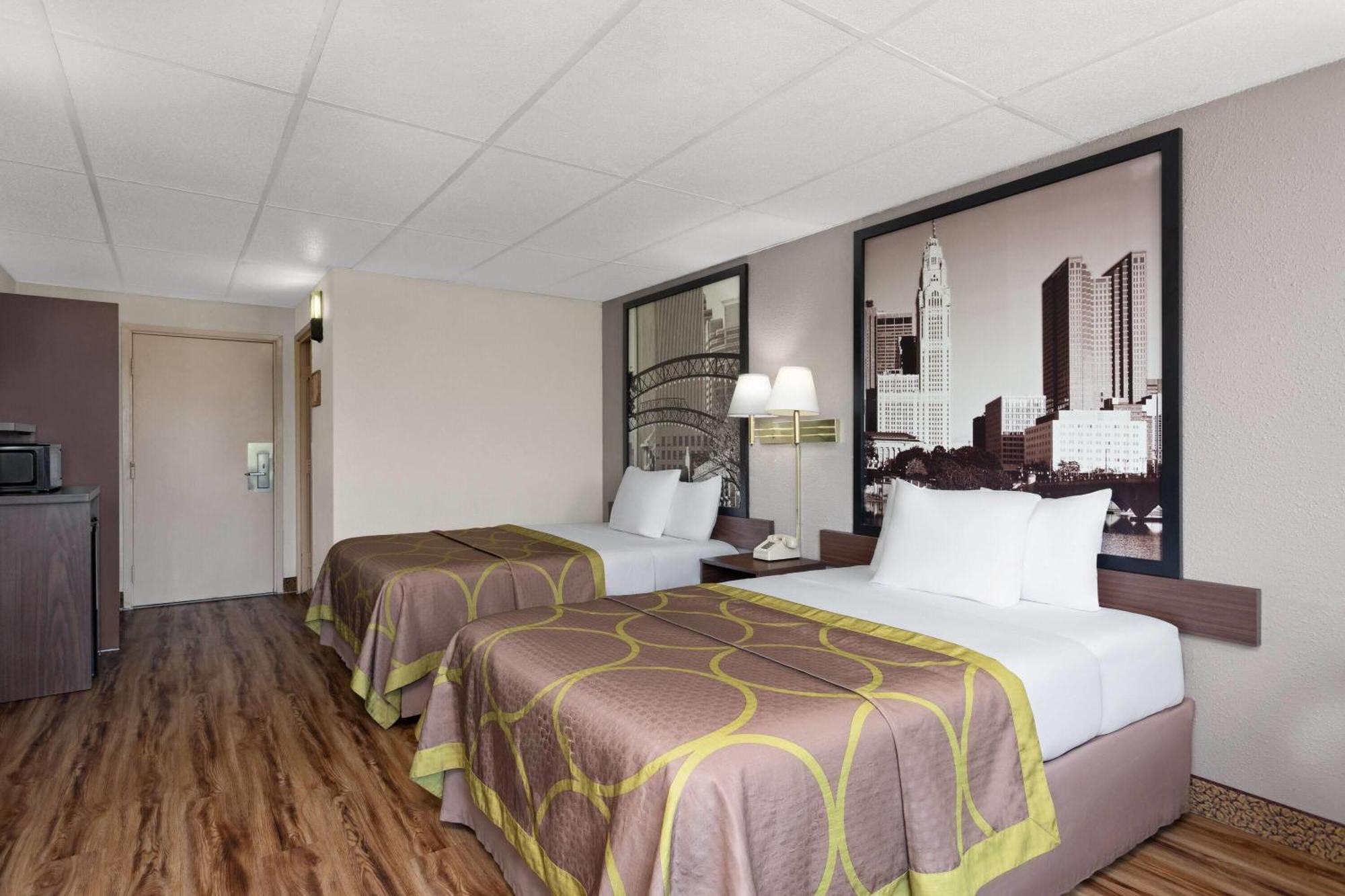 Super 8 By Wyndham Columbus Hotel Ngoại thất bức ảnh