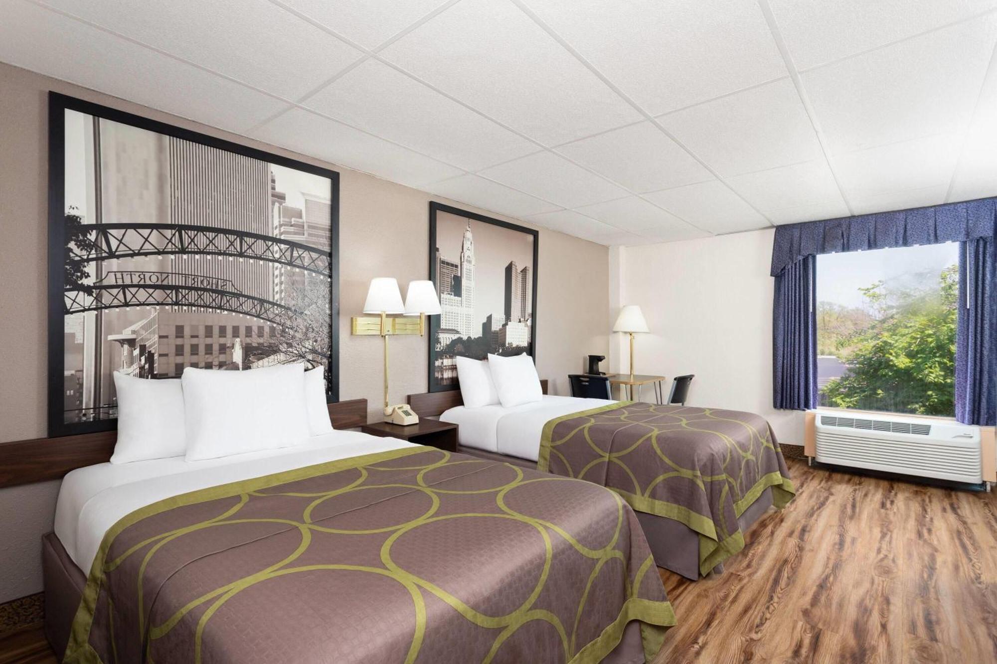 Super 8 By Wyndham Columbus Hotel Ngoại thất bức ảnh