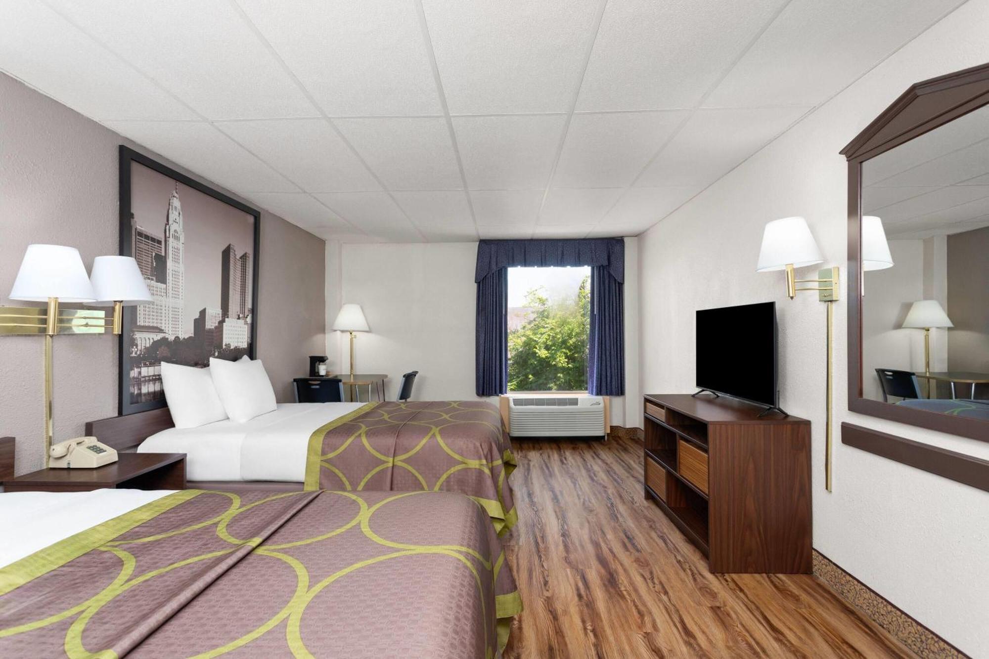 Super 8 By Wyndham Columbus Hotel Ngoại thất bức ảnh